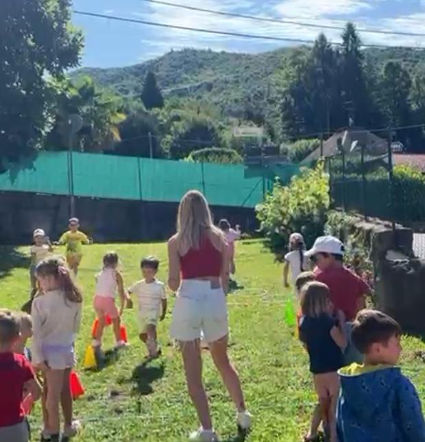 Attività nel giardino della scuola